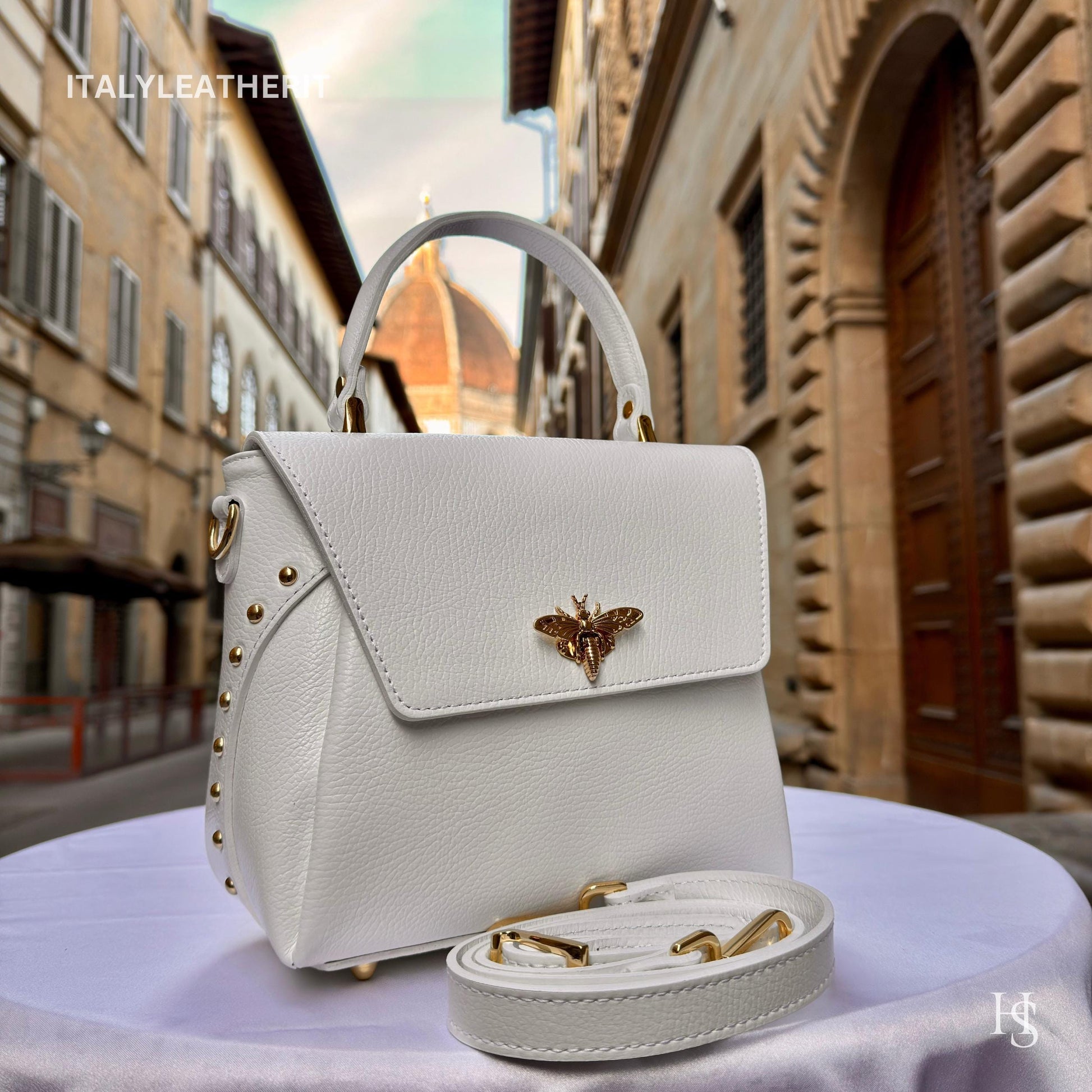 Italian Handmade Leather Bags For Women l l Elegant Leather Tote From Florence with bee-shaped lobster clasp closure