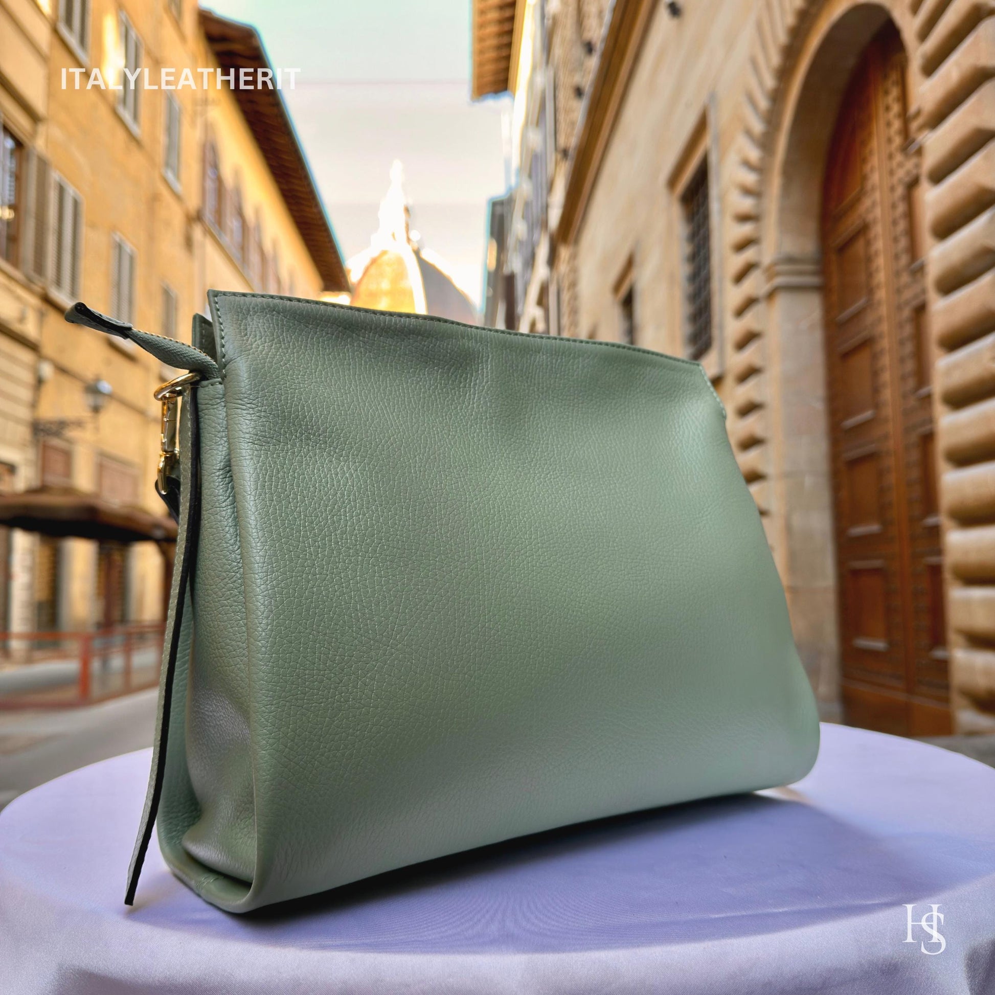 Italian Handmade Leather Bags For Women | Elegant Red Leather Tote From Florence | Pistachio leather tote