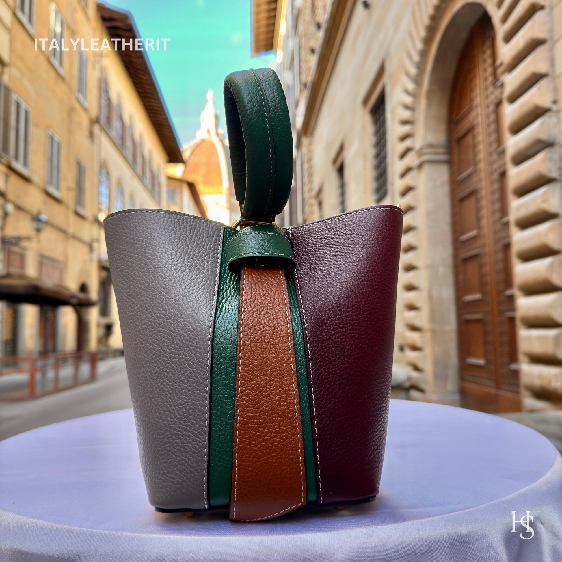 Italian Handmade Leather Bags For Women l l Elegant Leather Tote From Florence, Bucket bag, Made in Italy