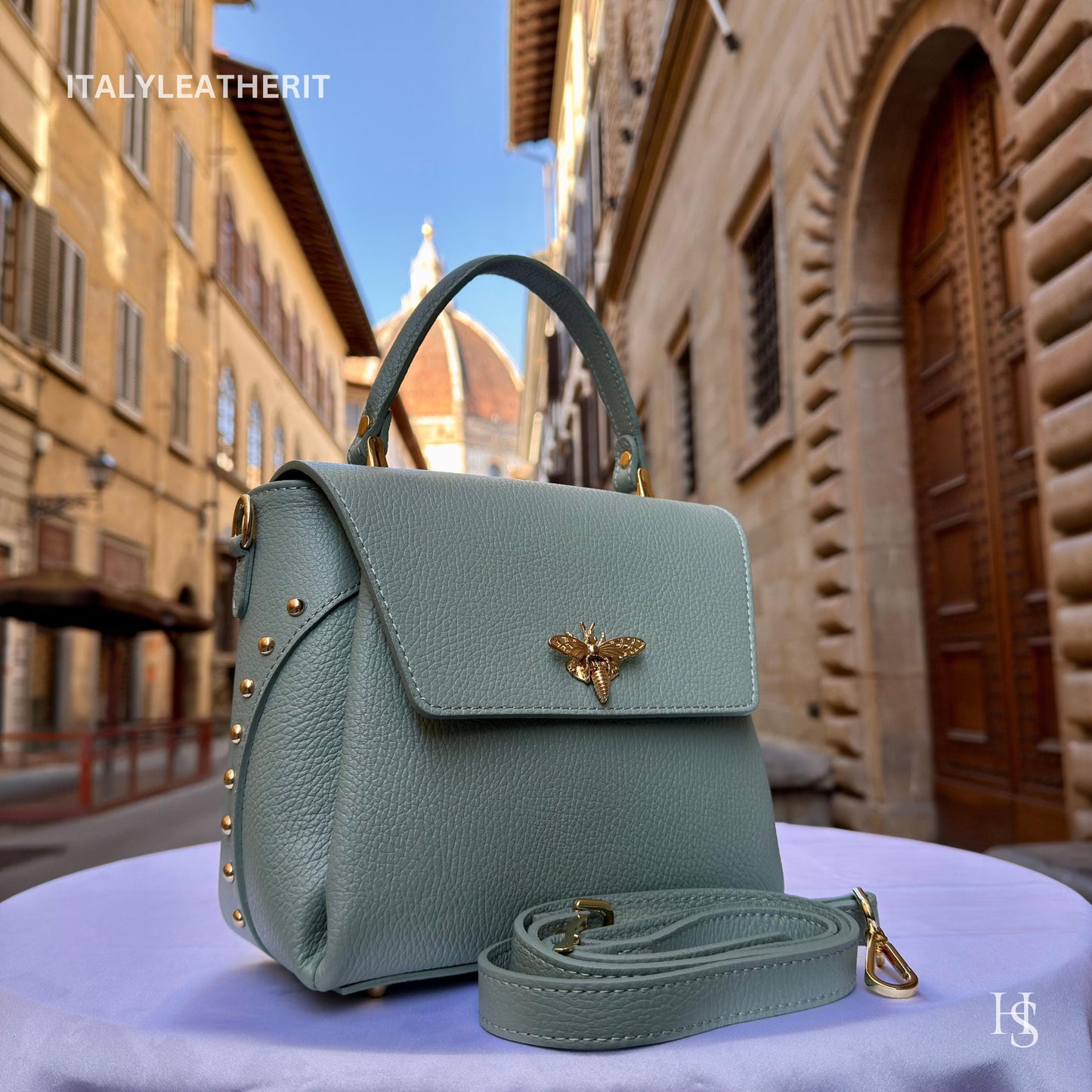 Italian Handmade Leather Bags For Women l l Elegant Leather Tote From Florence with bee-shaped lobster clasp closure