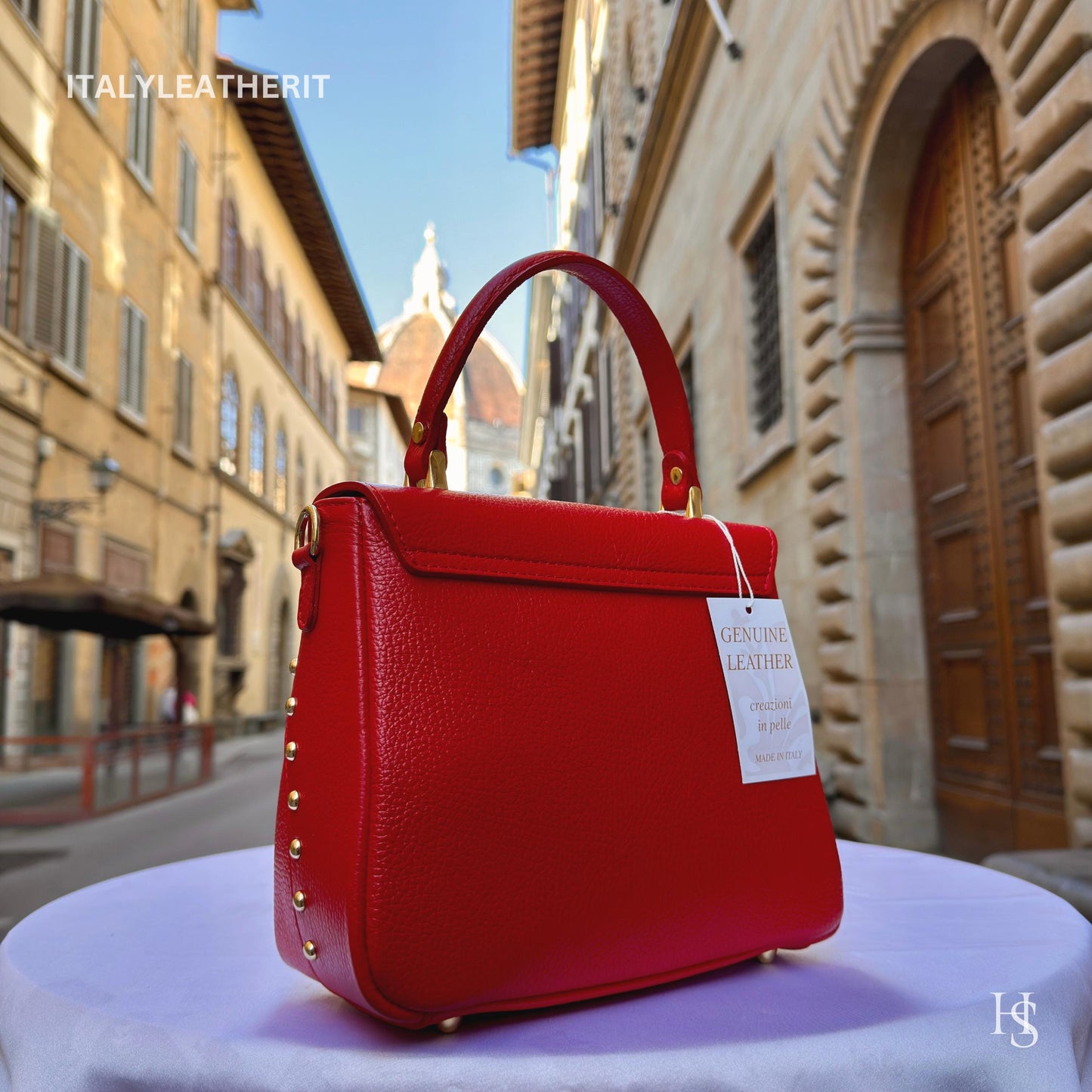 Italian Handmade Leather Bags For Women l l Elegant Leather Tote From Florence with bee-shaped lobster clasp closure