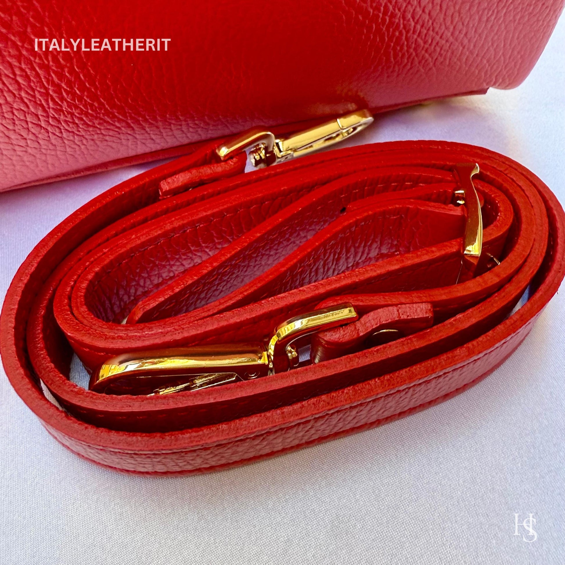 Italian Handmade Leather Bags For Women l l Elegant Leather Tote From Florence with bee-shaped lobster clasp closure