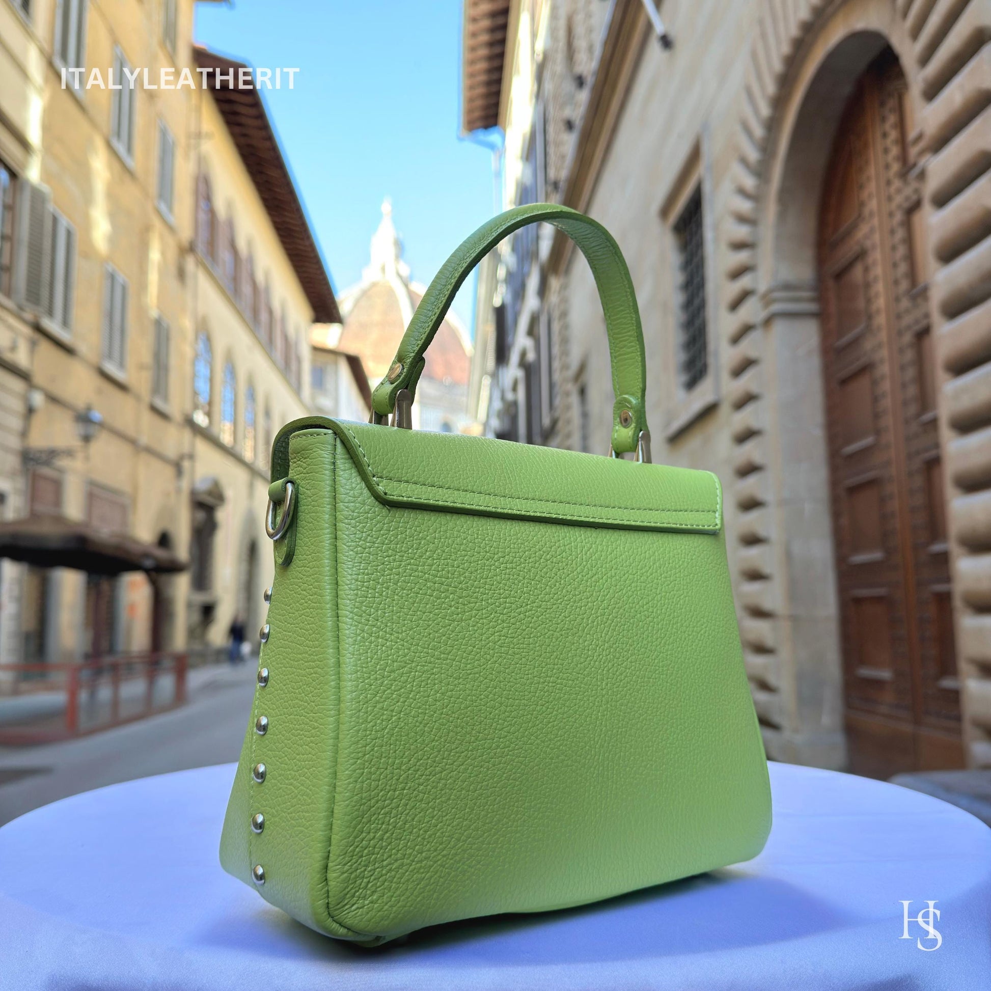 Italian Handmade Leather Bags For Women l l Elegant Leather Tote From Florence with bee-shaped lobster clasp closure