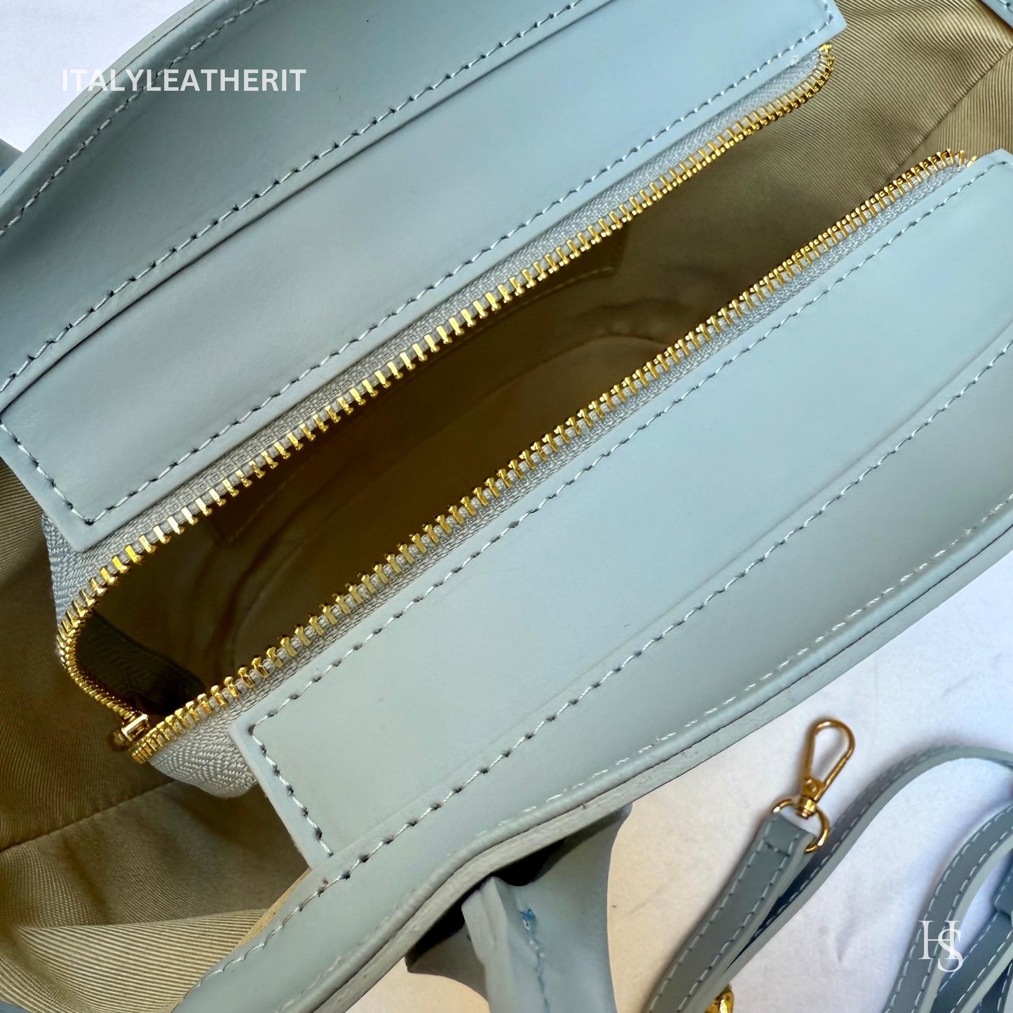 Italian Handmade Leather Bags for Women | Elegant Tote & Purse from Florence, Straw and Leather bag