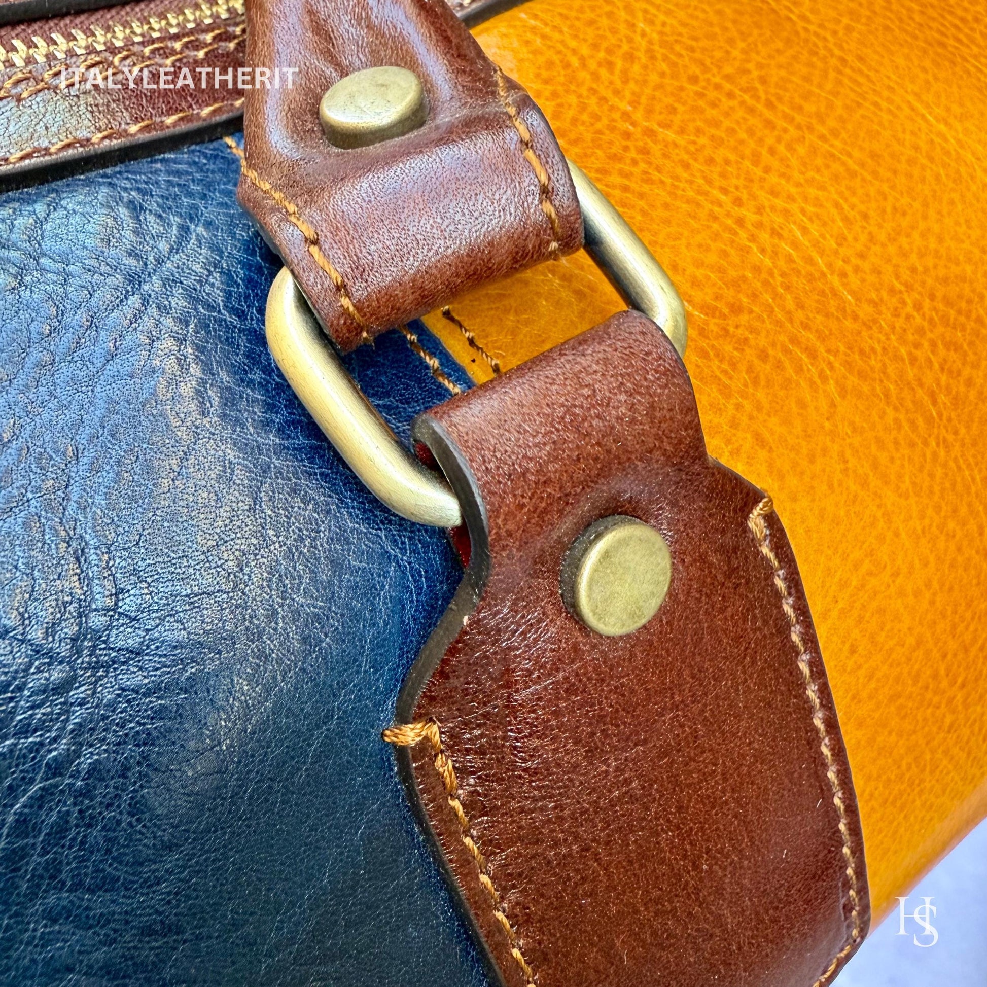 Italian Handmade Leather Travel Bags for Men | Elevate Your Style with Exquisite Craftsmanship made in Italy from Florence
