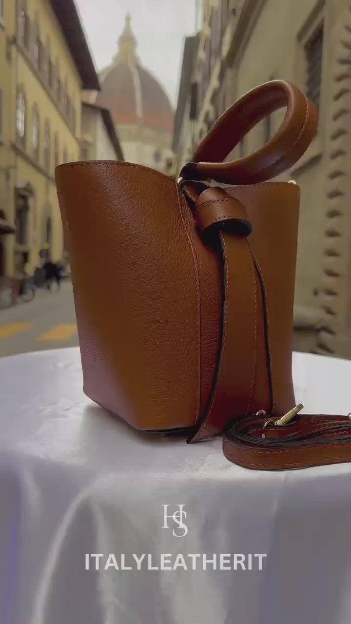 Italian Handmade Leather Bags For Women l l Elegant Leather Tote From Florence, Bucket bag, brown purse
